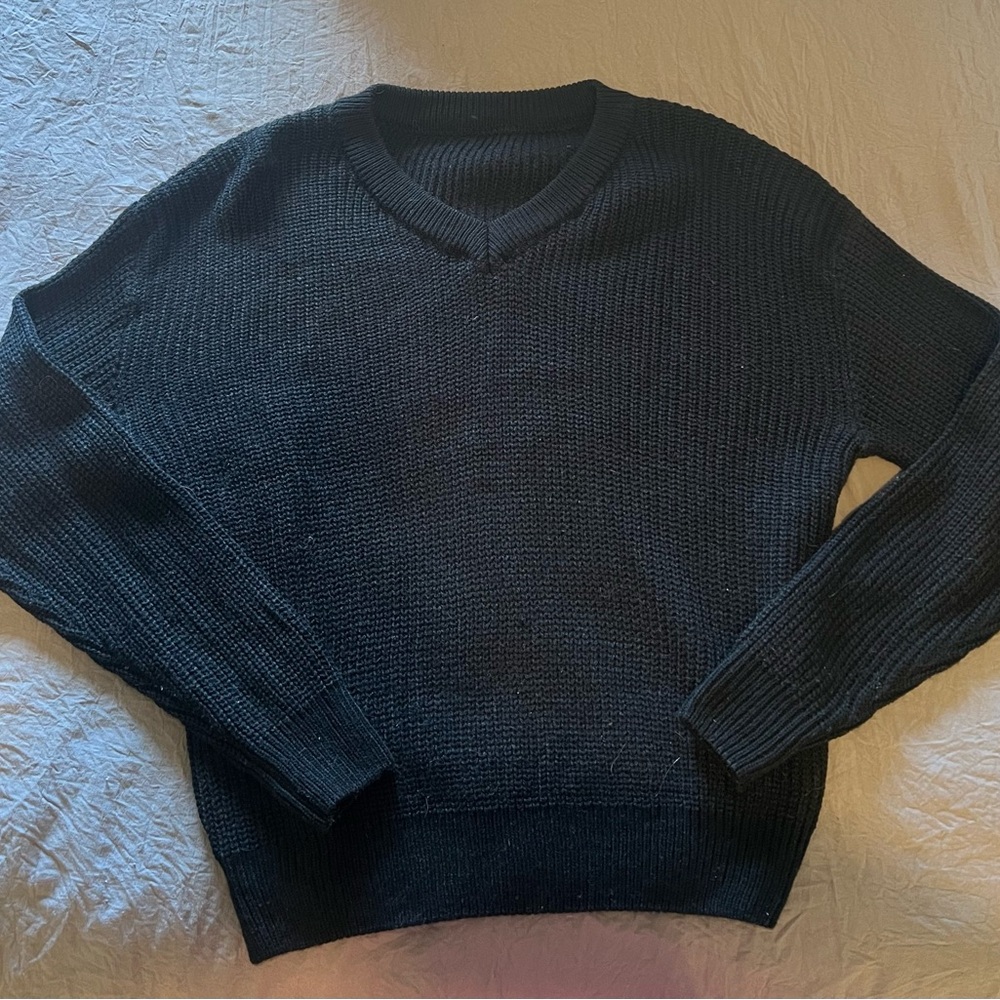 Black V-Neck Ribbed Sweater